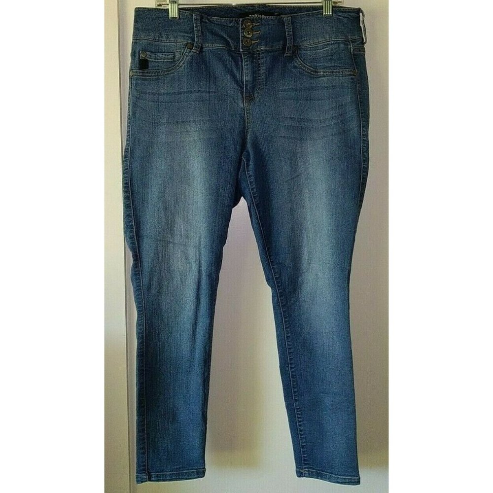 TORRID 14 Stonewashed Skinny Wide Waistband Stretchy Jeans 26" inseam